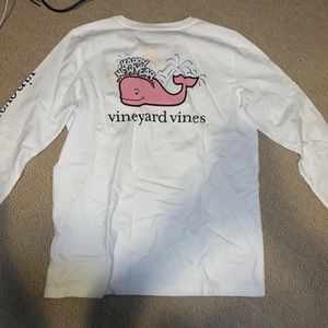 Vineyard Vines happy new year long sleeve tee